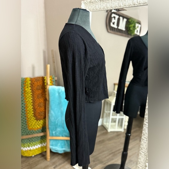 Strut and Bolt • Textured Bell Sleeve Faux Wrap Cropped Blouse - Picture 6 of 10